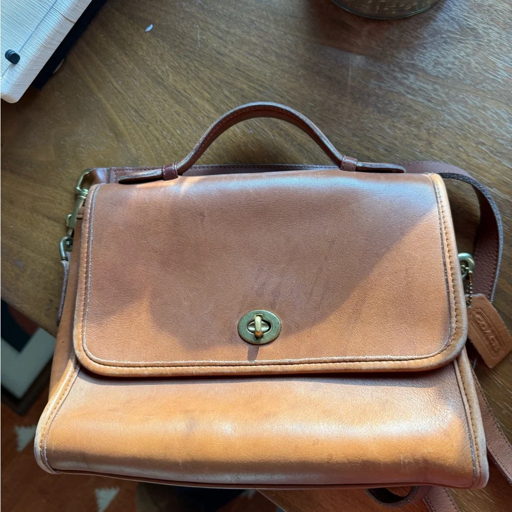 Vintage Coach Court 9870 Bag - Picture 2 of 8